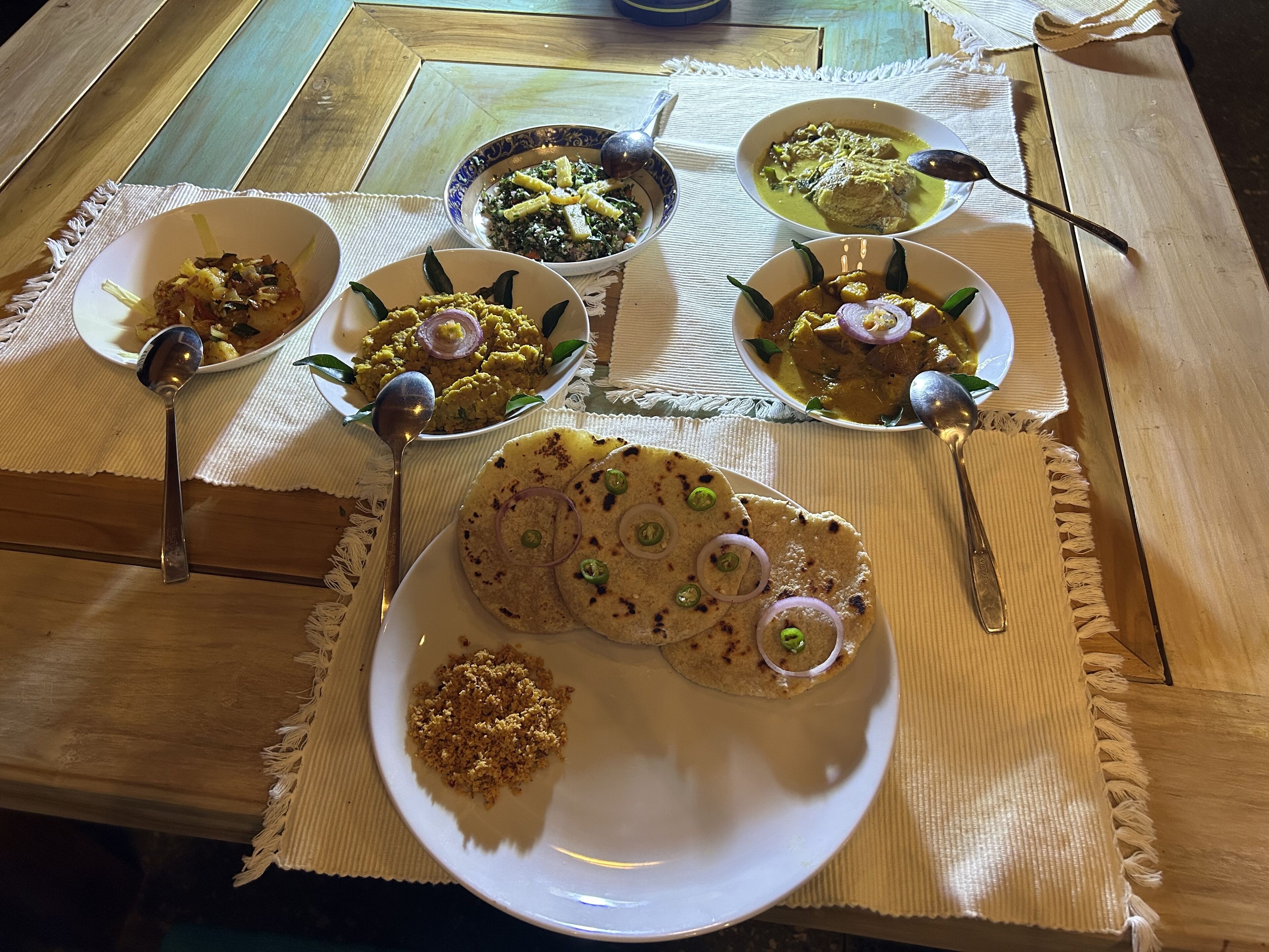 Amba Kola
