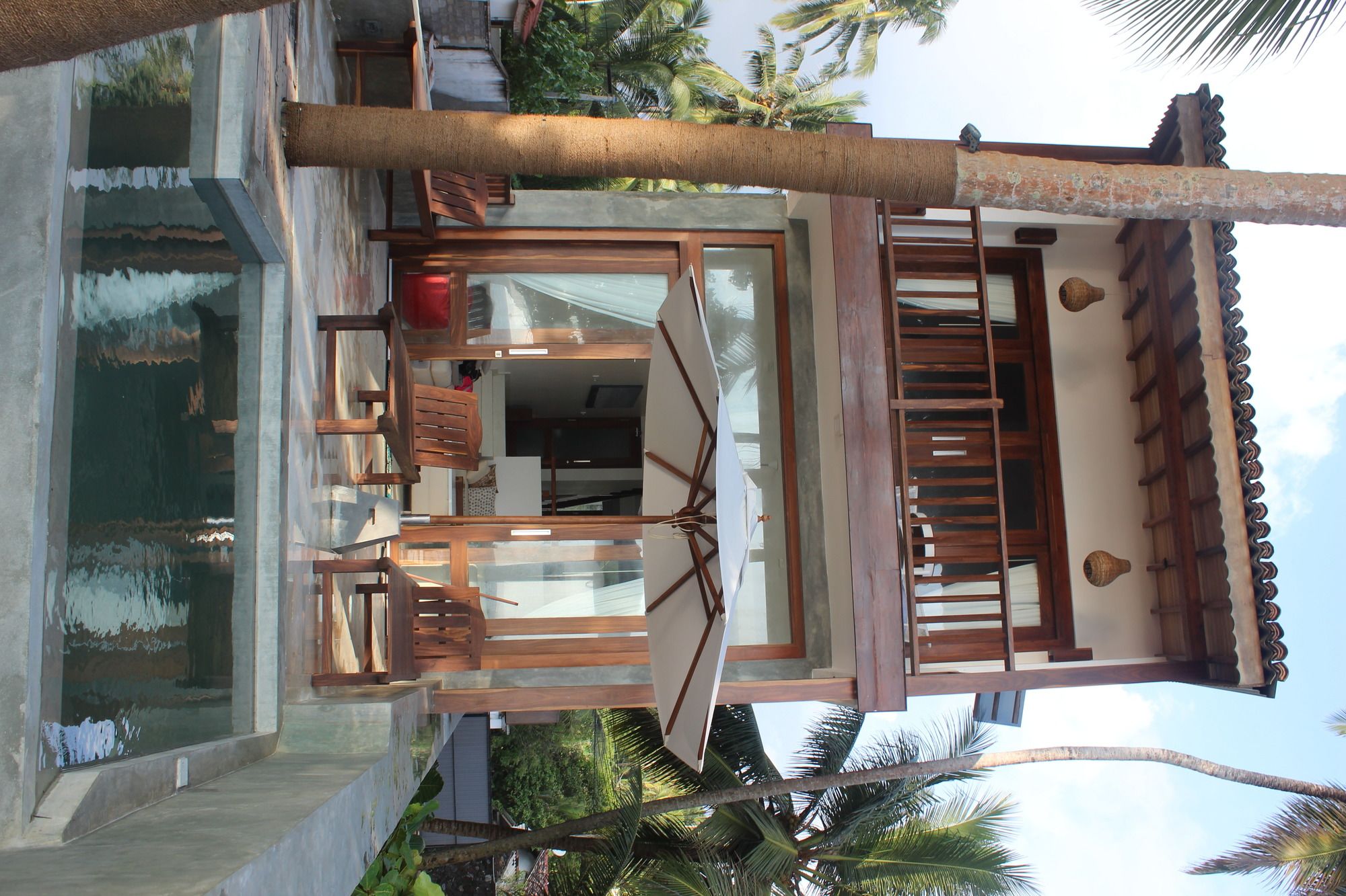 Skinny Beach House