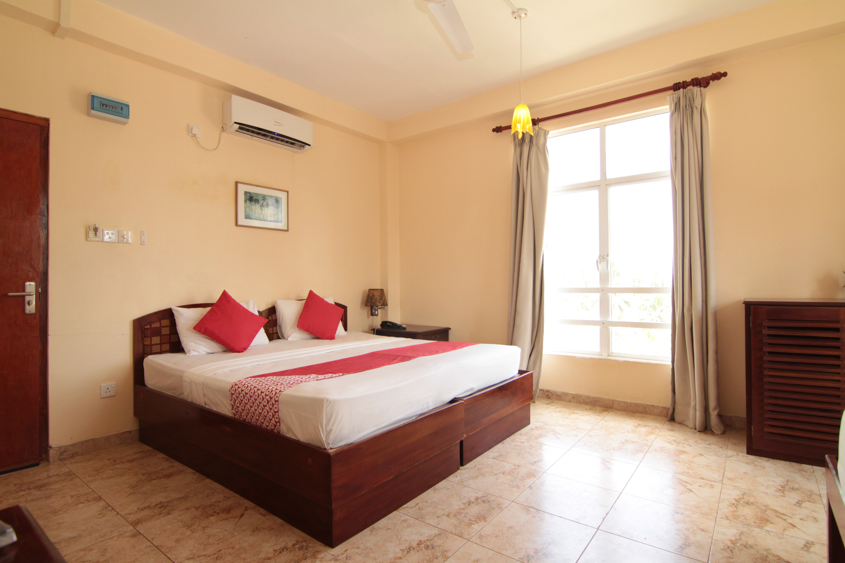 Sea Shine Beach Hotel by OYO Rooms