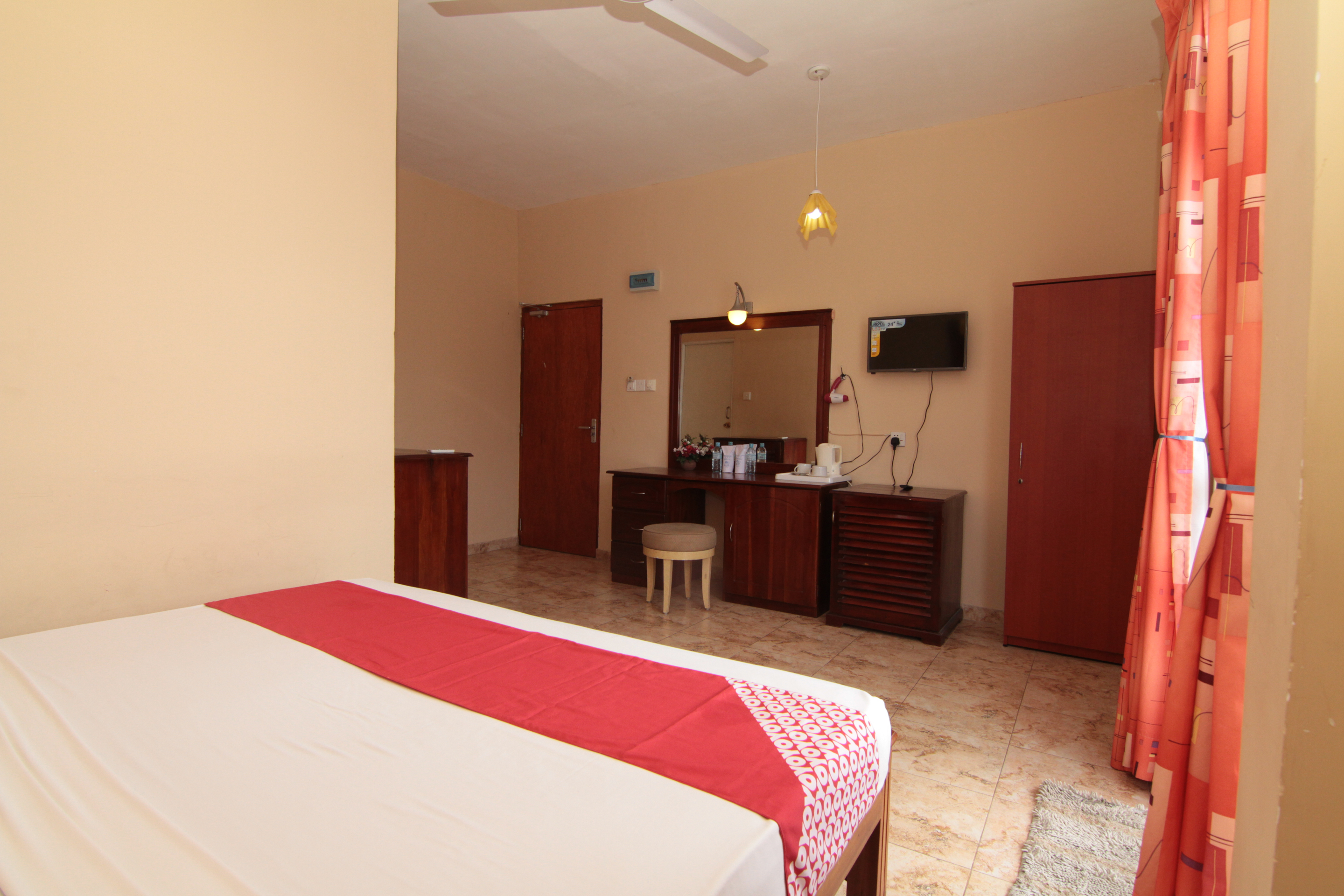 Sea Shine Beach Hotel by OYO Rooms