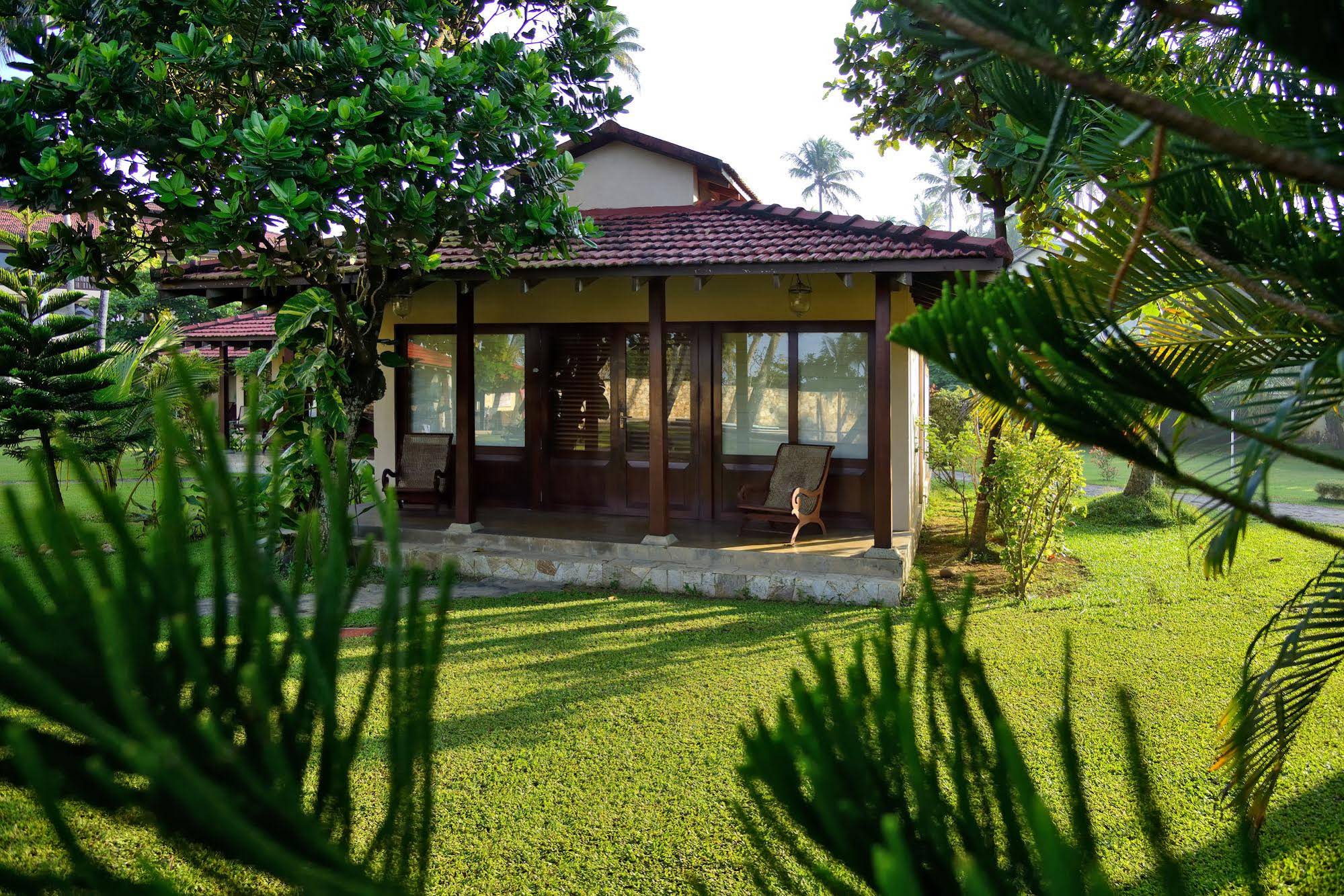 Surf Bay Resort Weligama