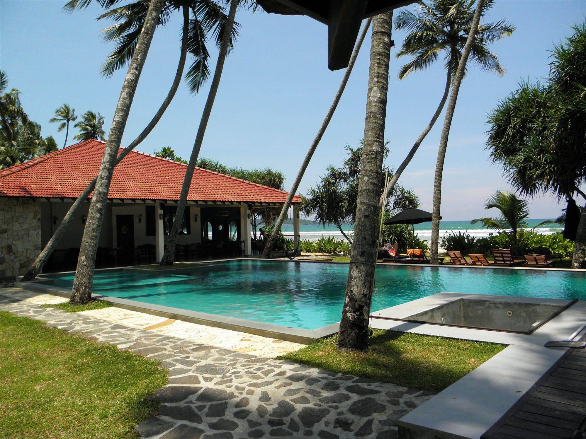 Surf Bay Resort Weligama