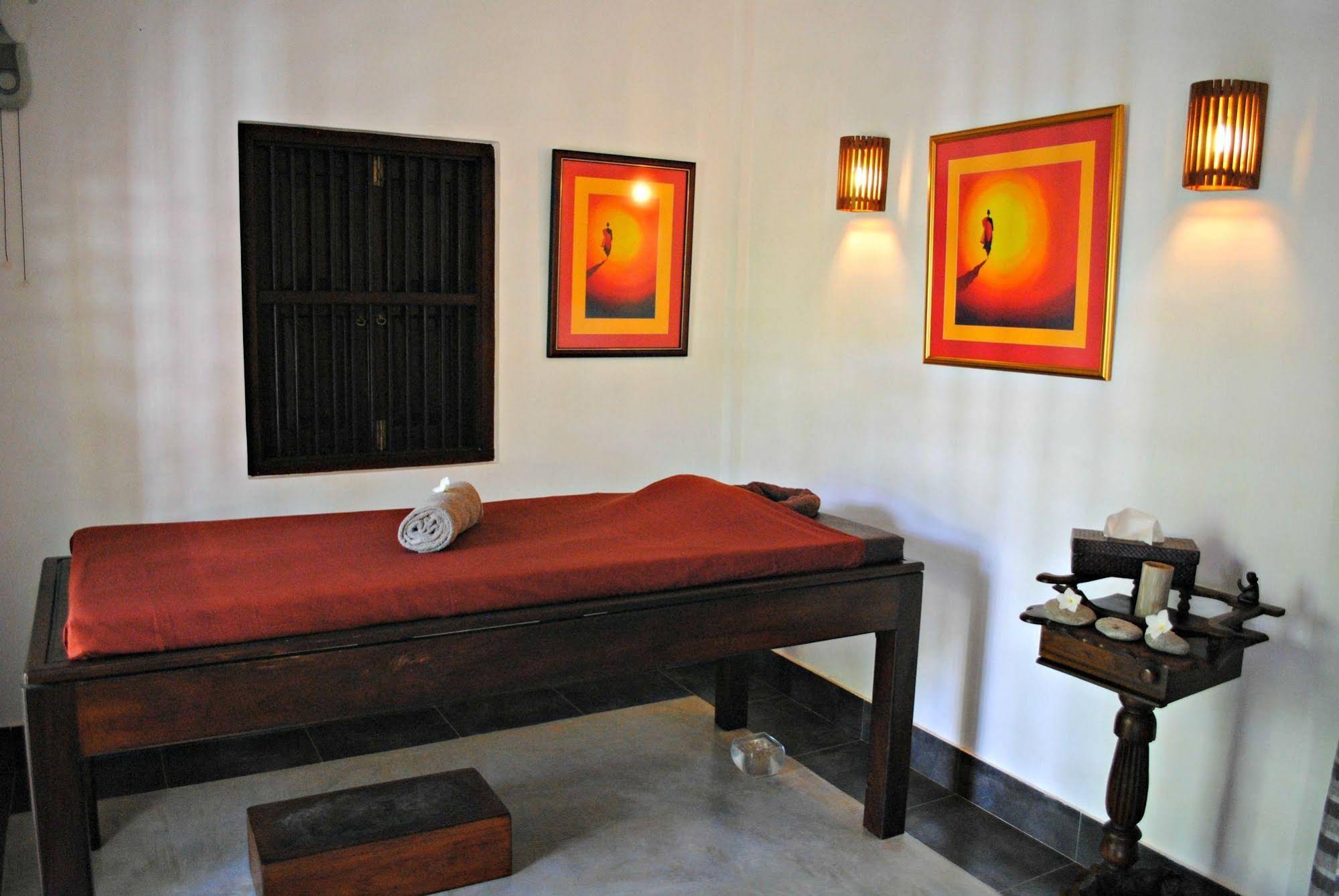 Wasantha Garden Hotel