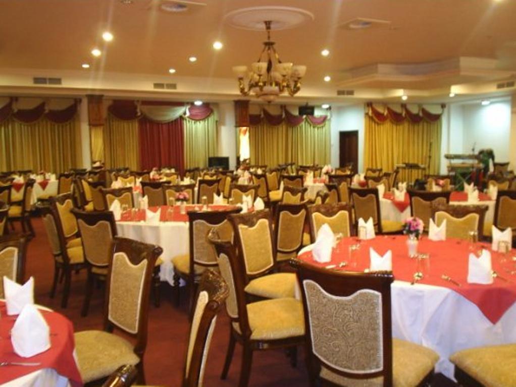Misuki Plaza Hotel