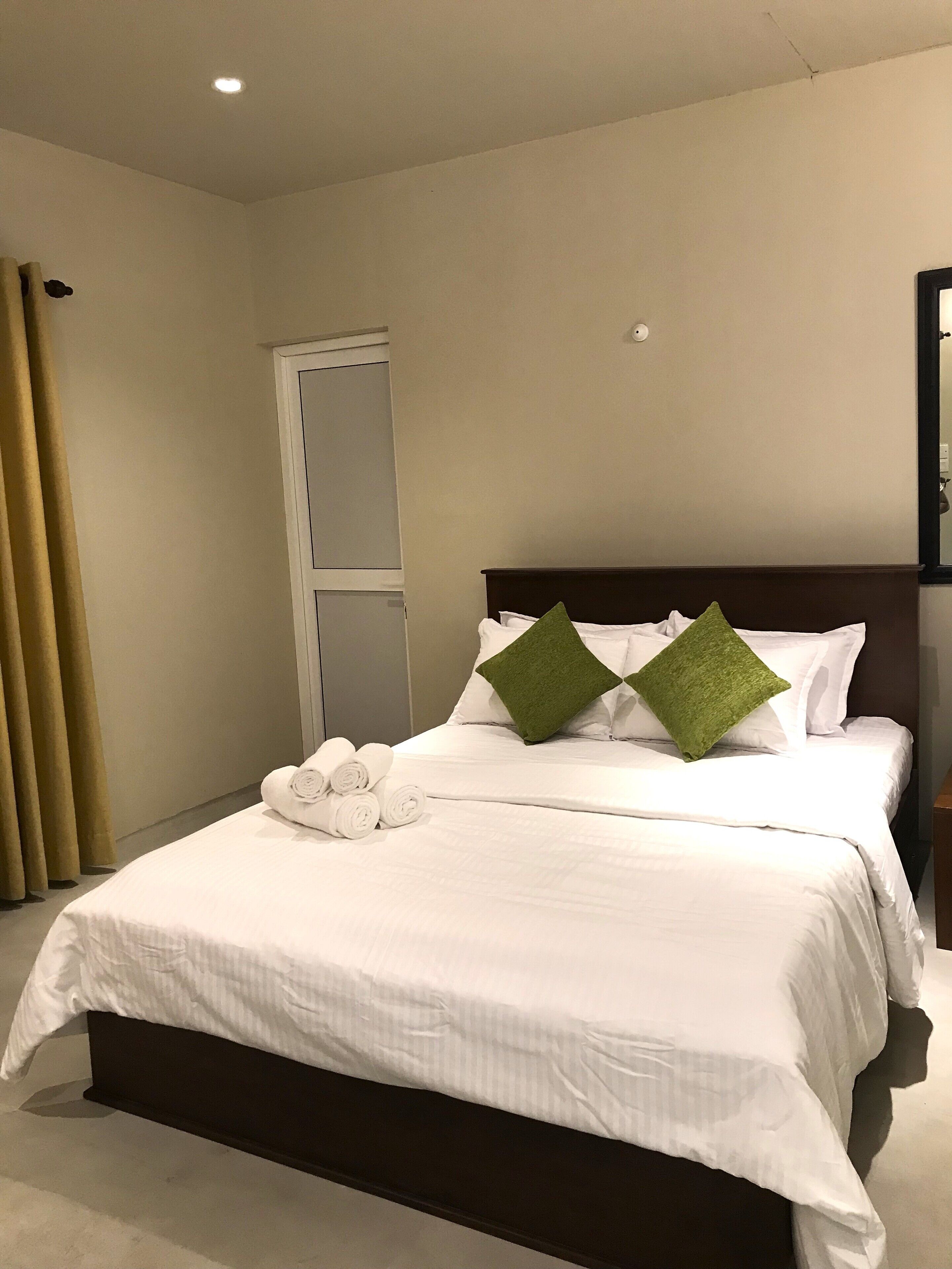 Ceylon Kingsmen Garden