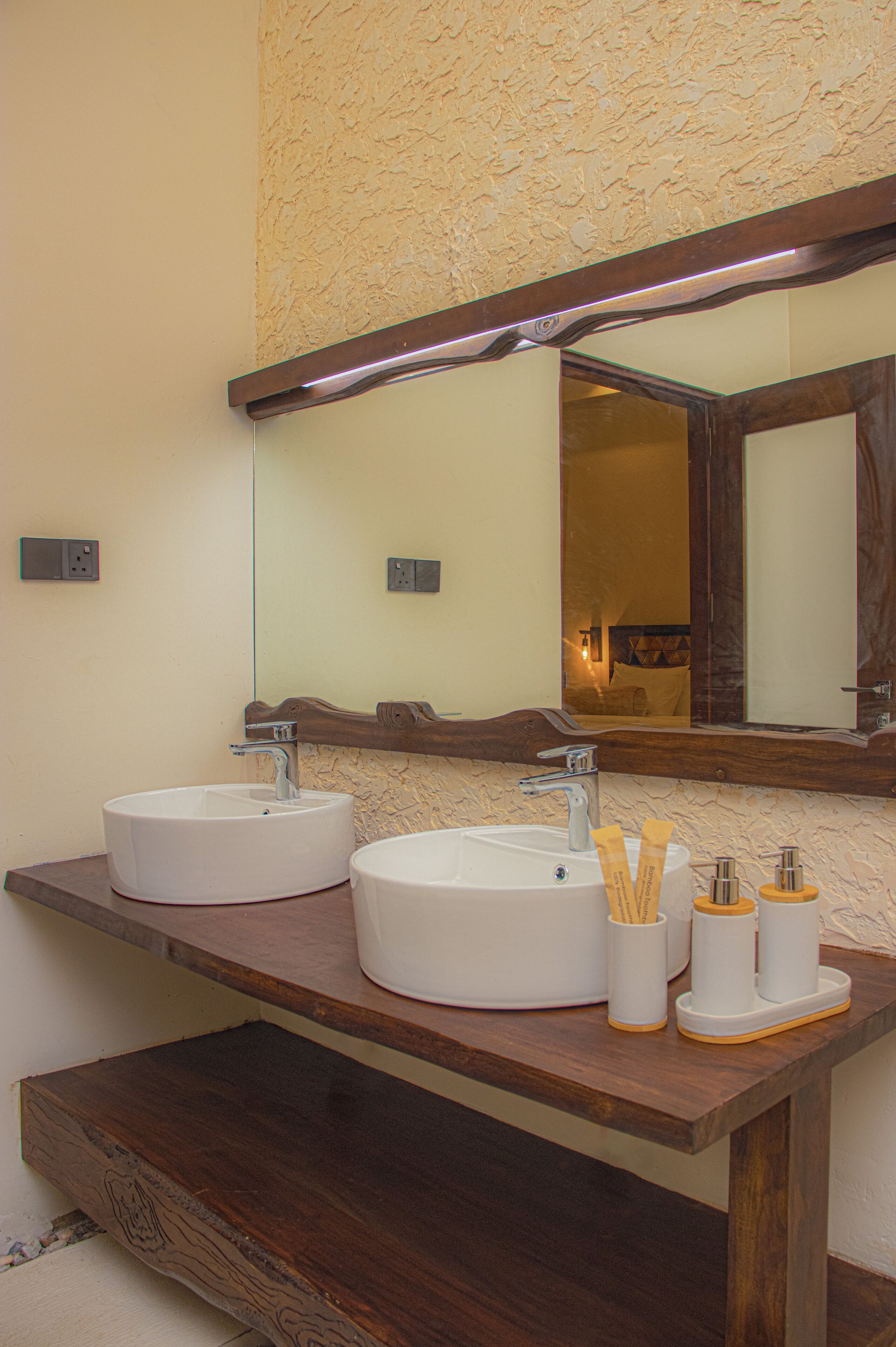 Spicepeek Boutique Hotel Cmb Airport