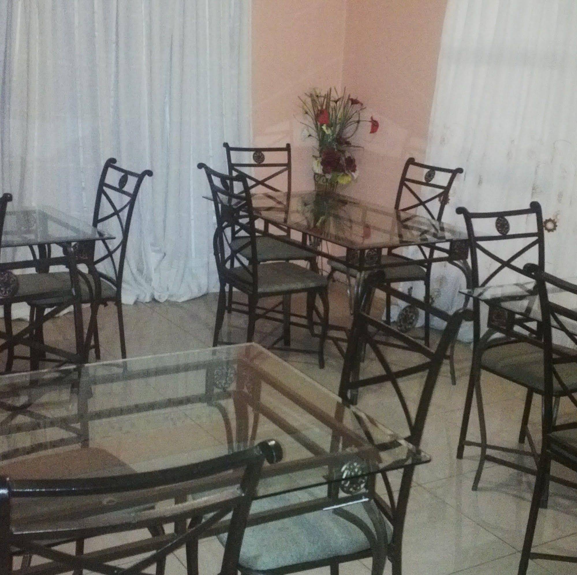 Kabelo Bed & Breakfast