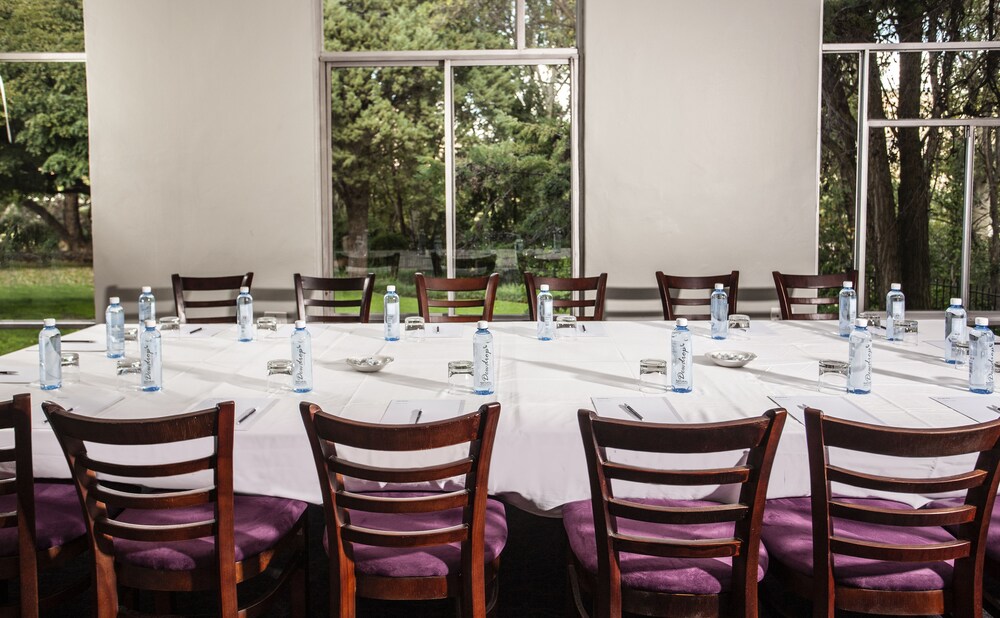 AVANI Maseru Hotel