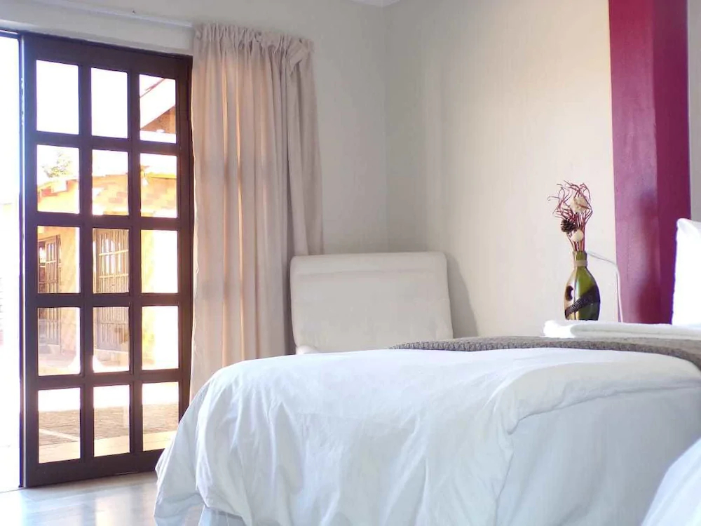 Joy Guesthouse Mabote