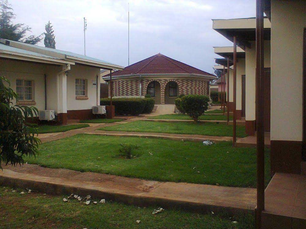 Molengoane Lodge