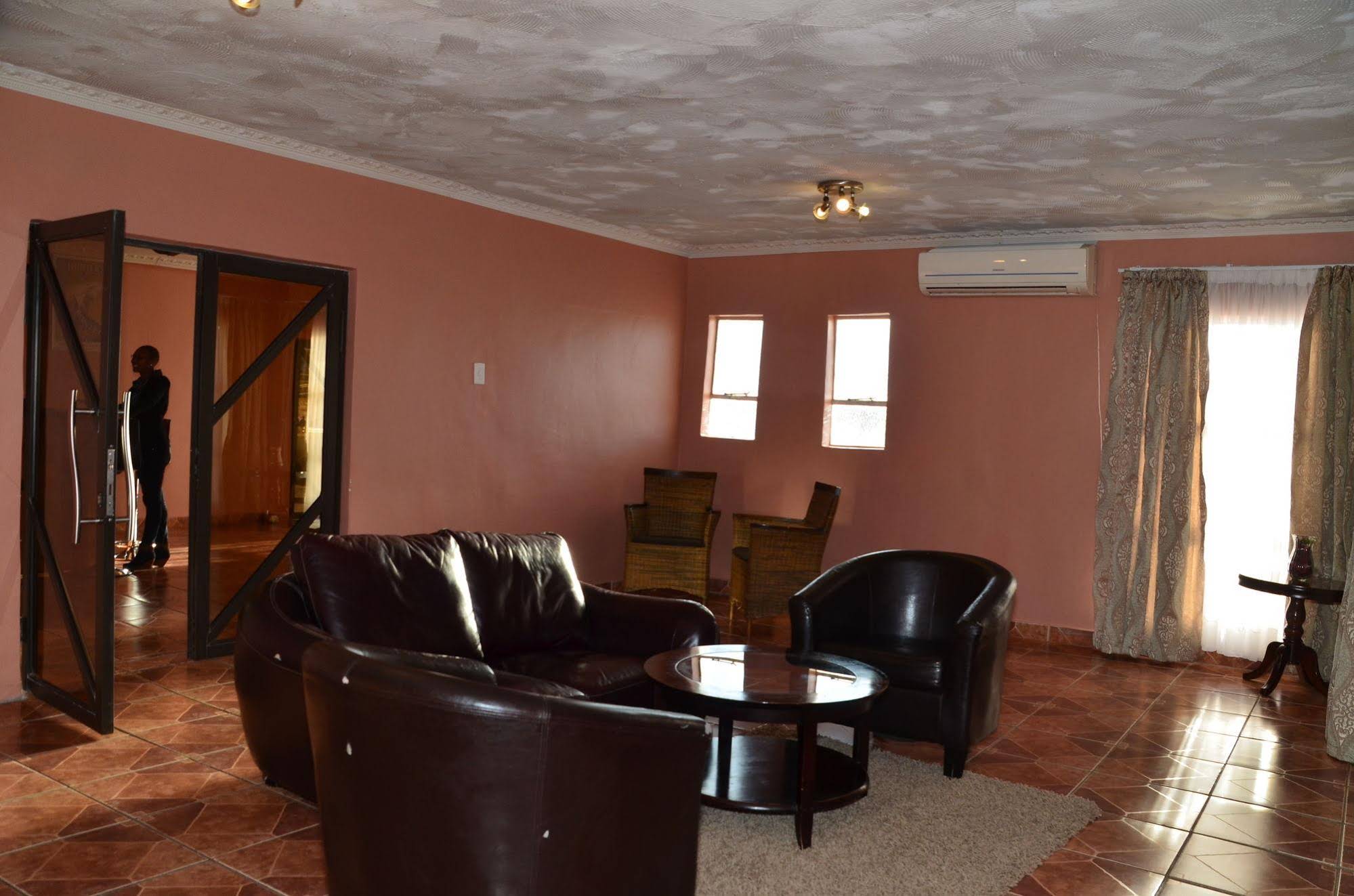 Mohale Oa Masite Hotel
