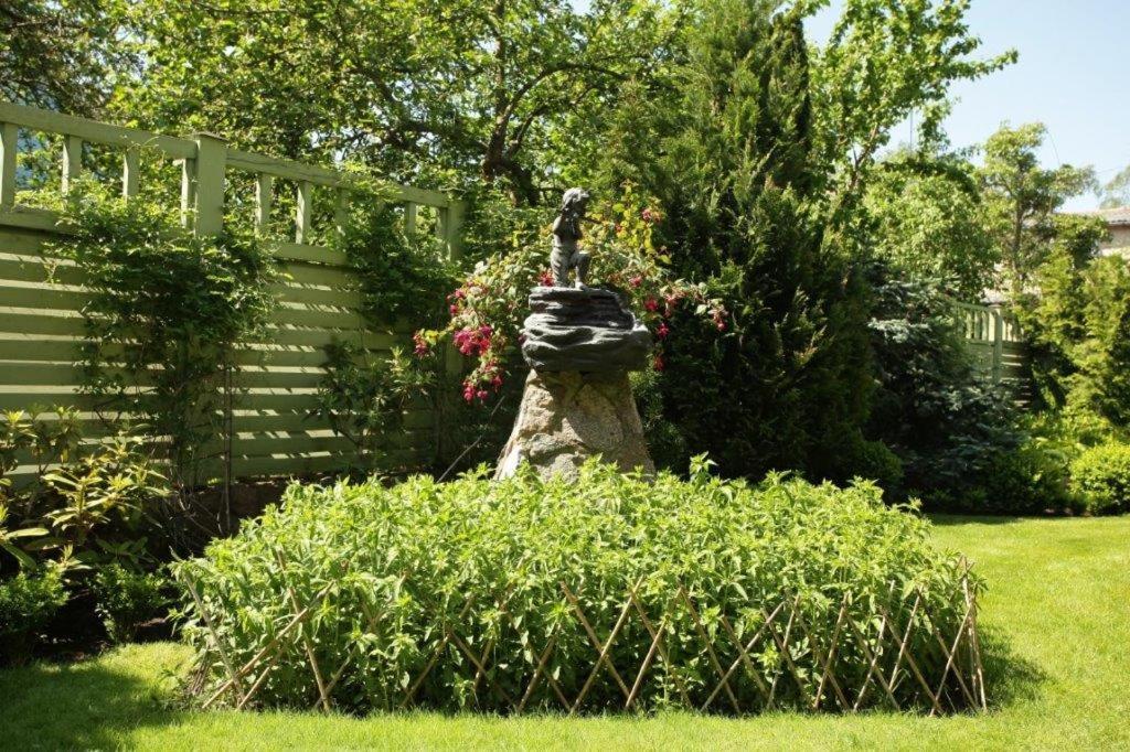 Vila Florena Garden