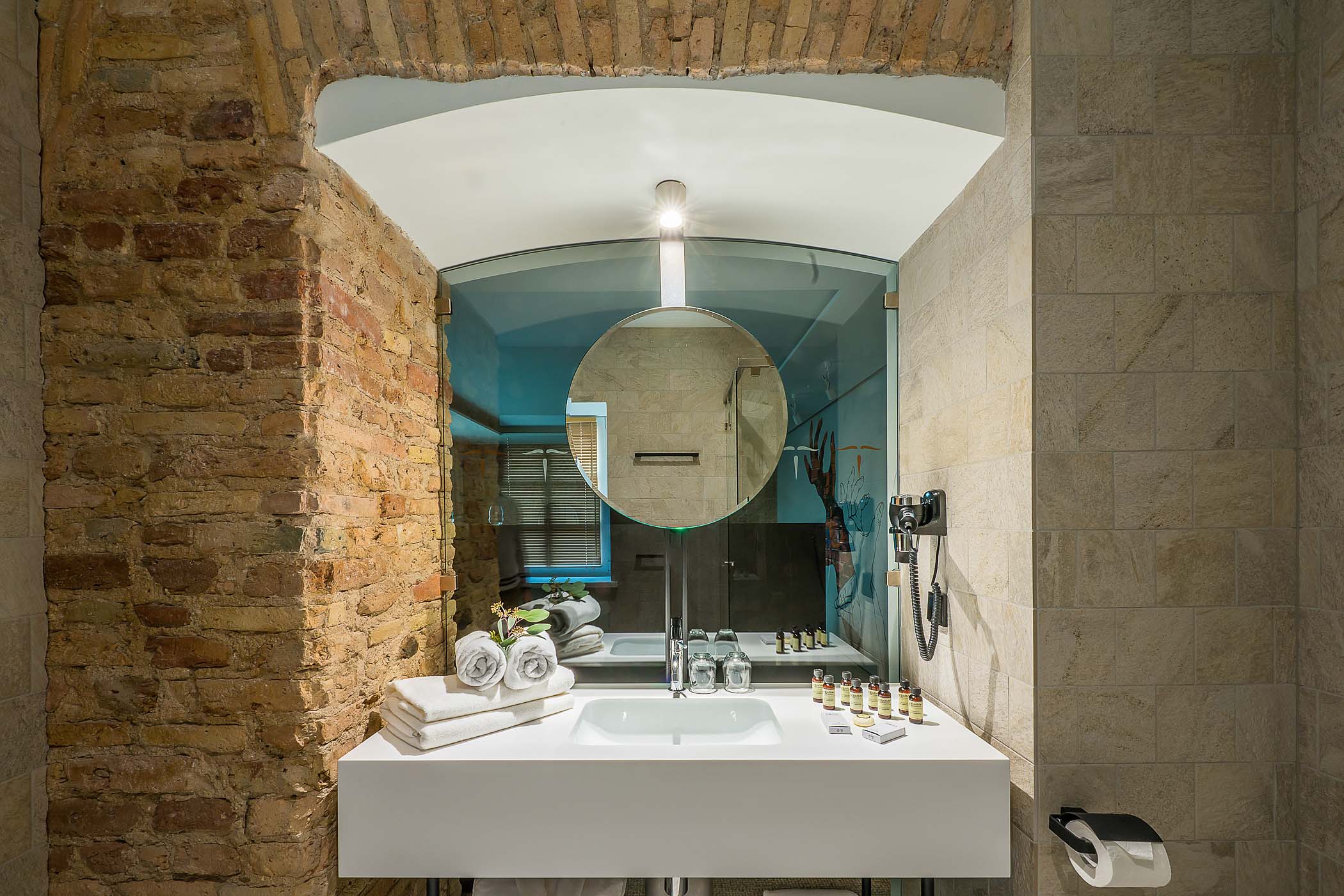 Artagonist Art Hotel