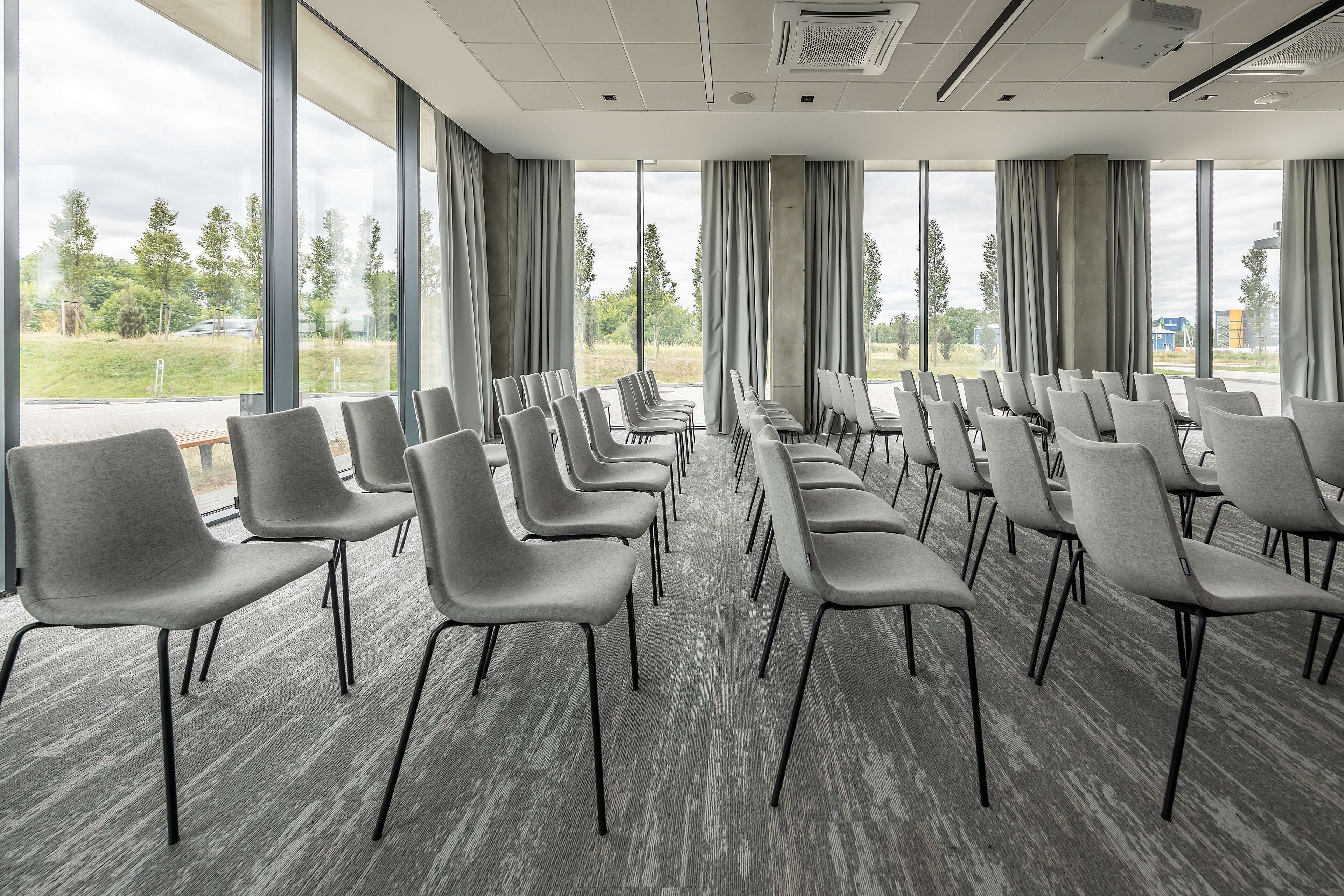 Park Inn by Radisson Vilnius Airport Hotel & Conference Centre