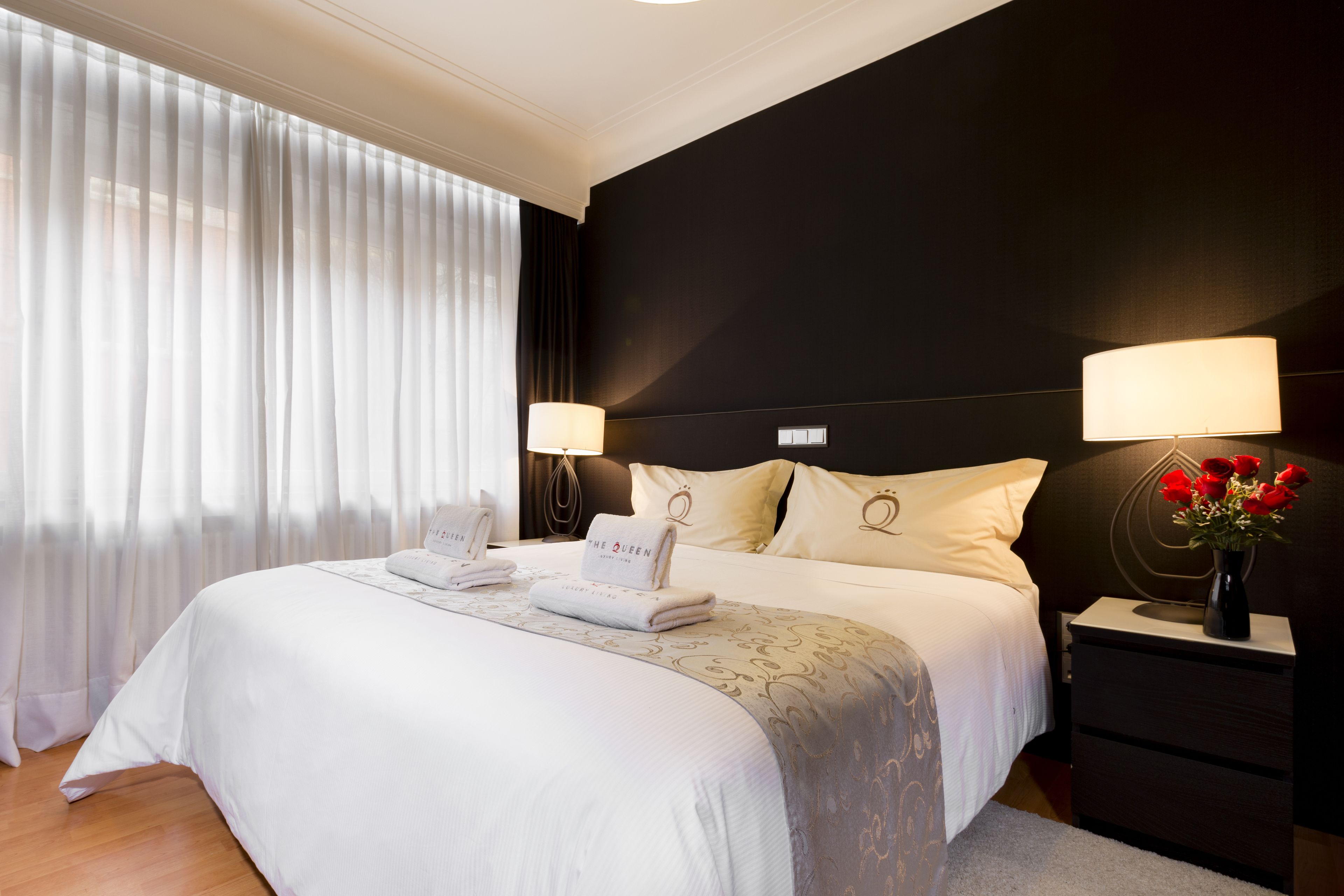 The Queen Luxury Apartments - Villa Serena