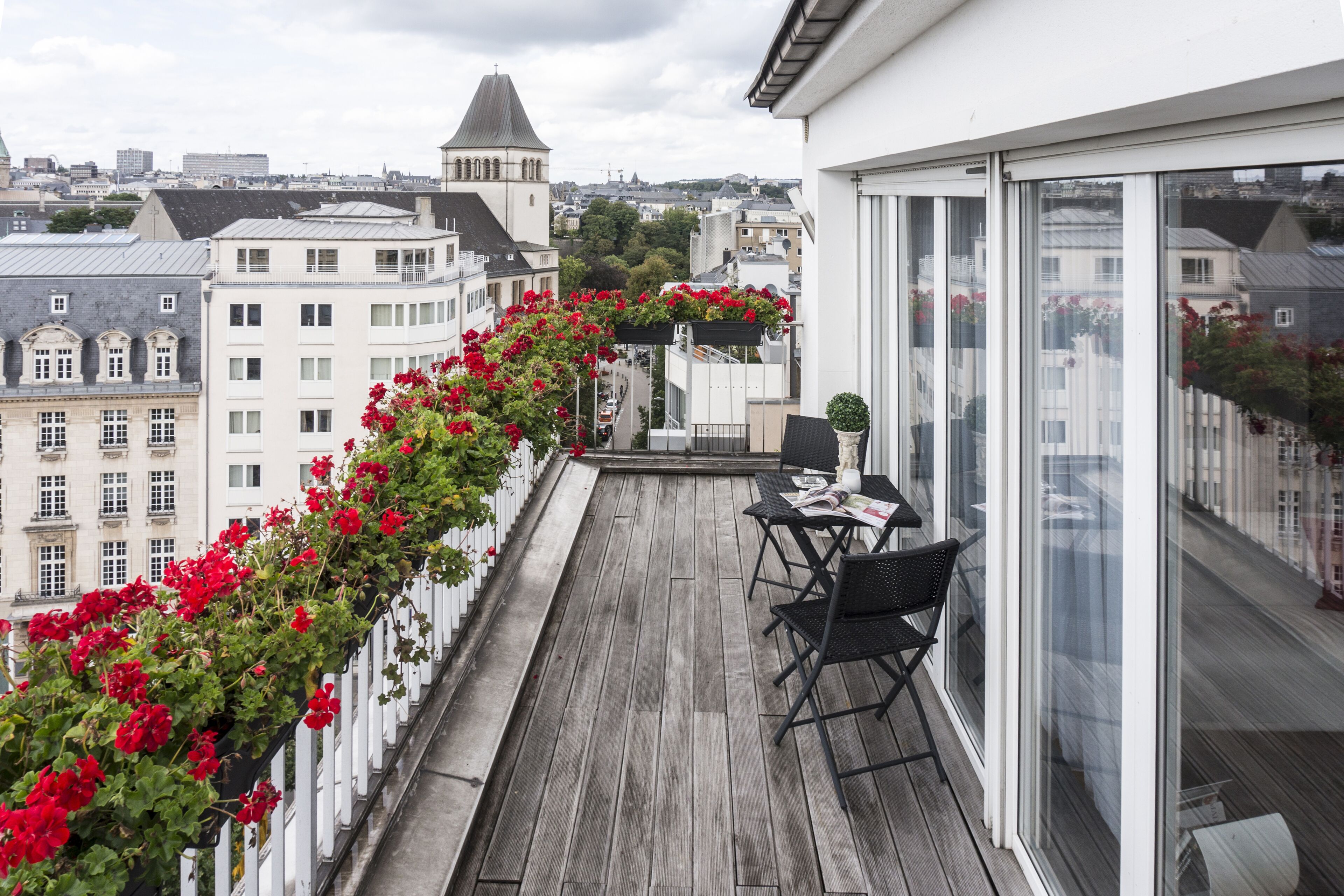 The Queen Luxury Serviced Apartments - Villa Fiorita Apartments