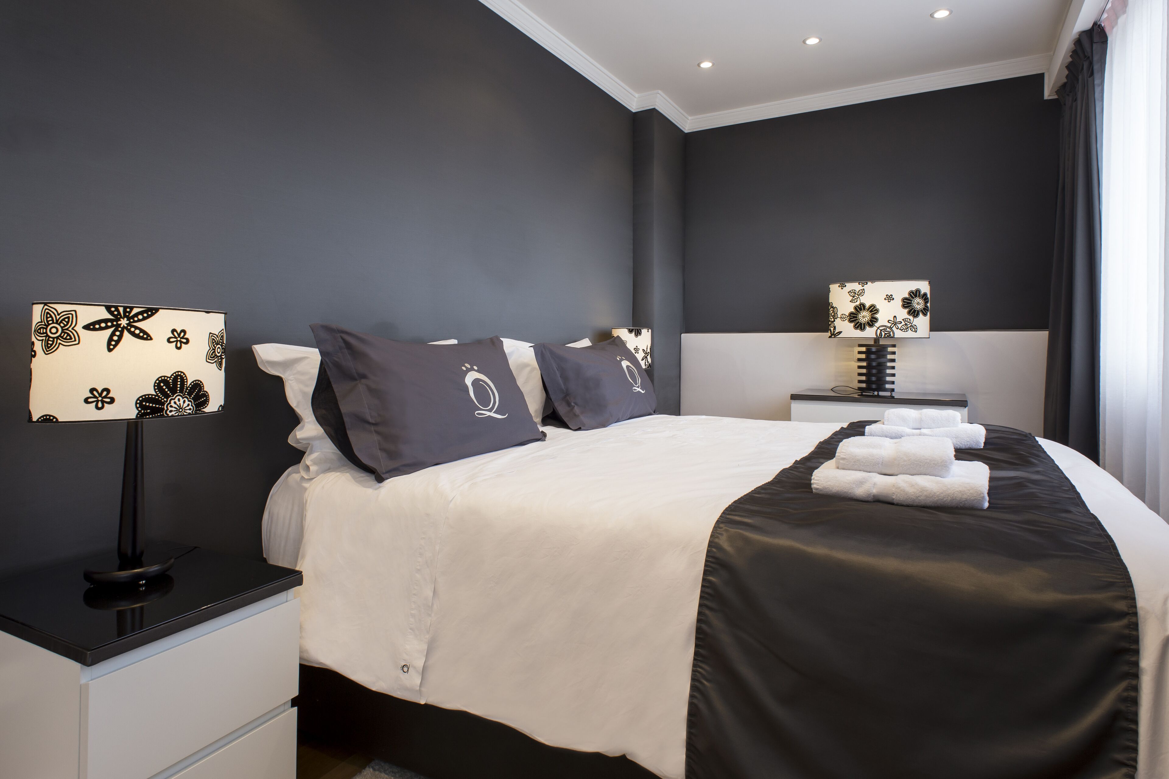 The Queen Luxury Serviced Apartments - Villa Fiorita Apartments