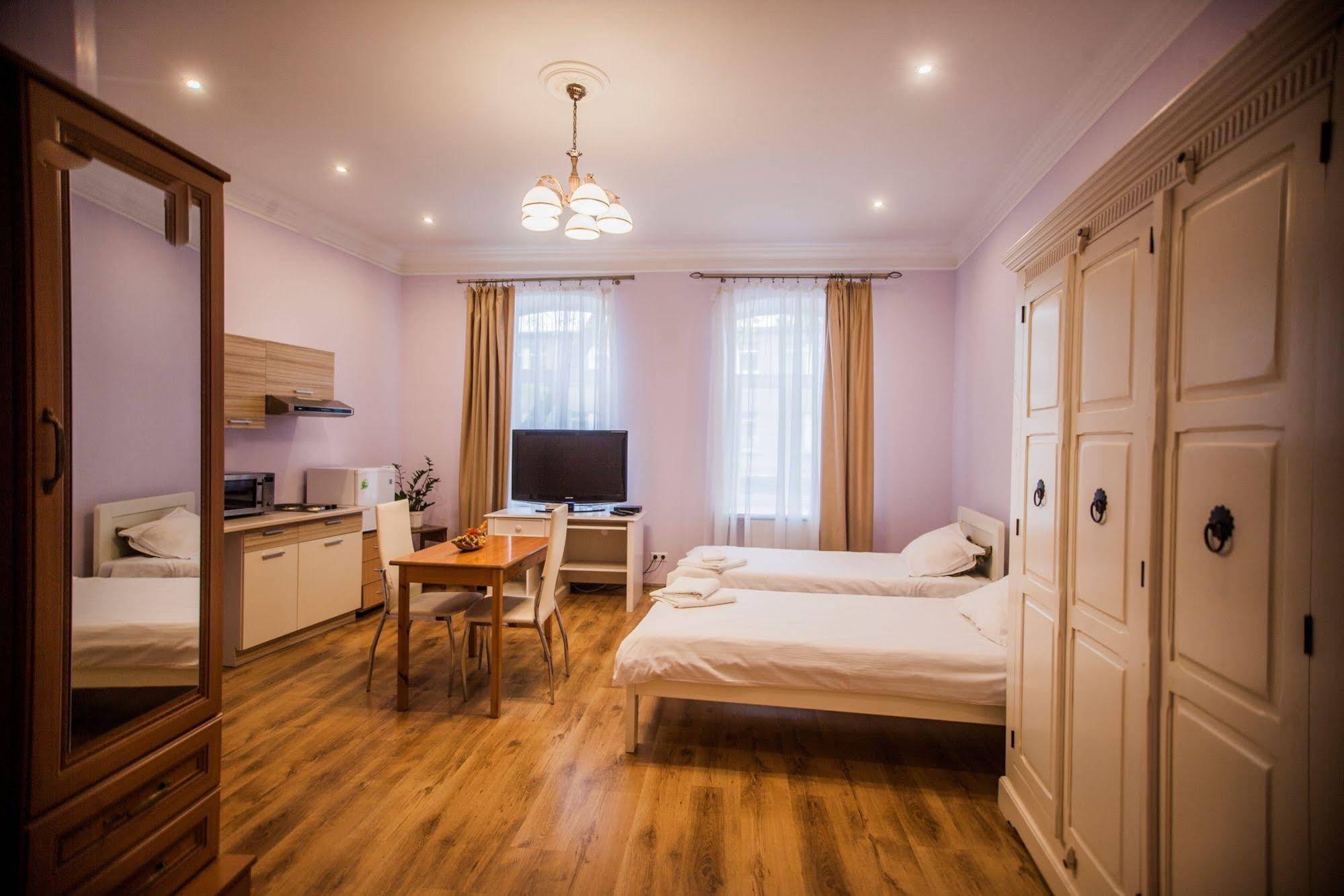 Biplan Guest House Aleksandria