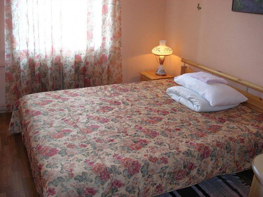Elizabeth's Youth Hostel