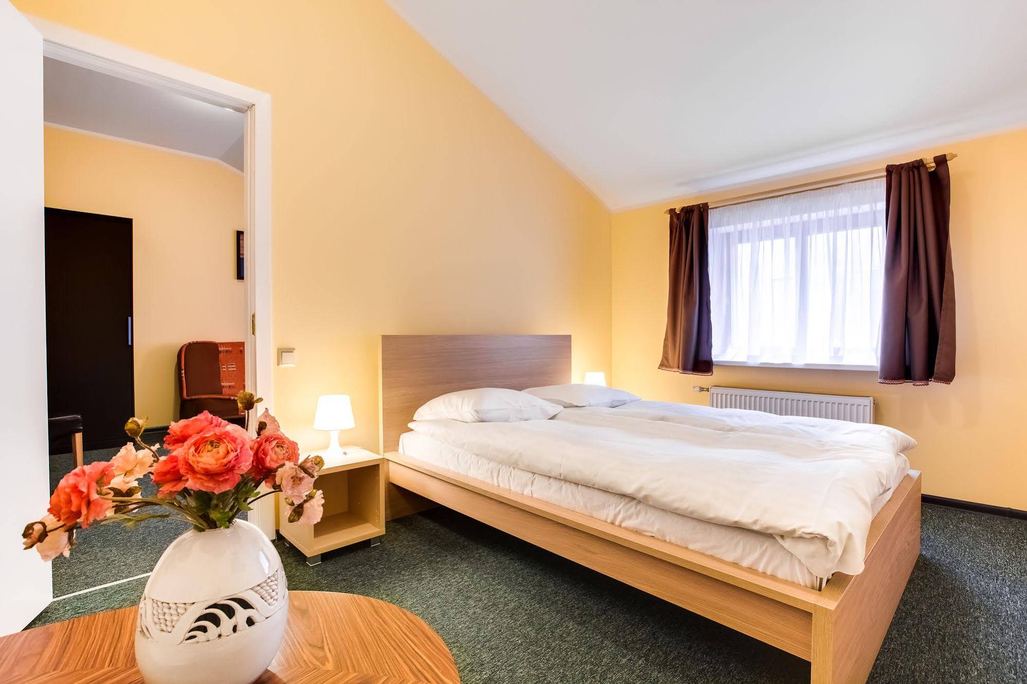 Hotel Augustine