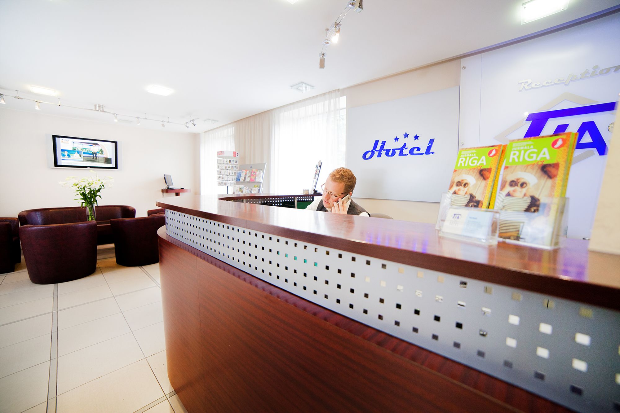 Rija Hotel TIA