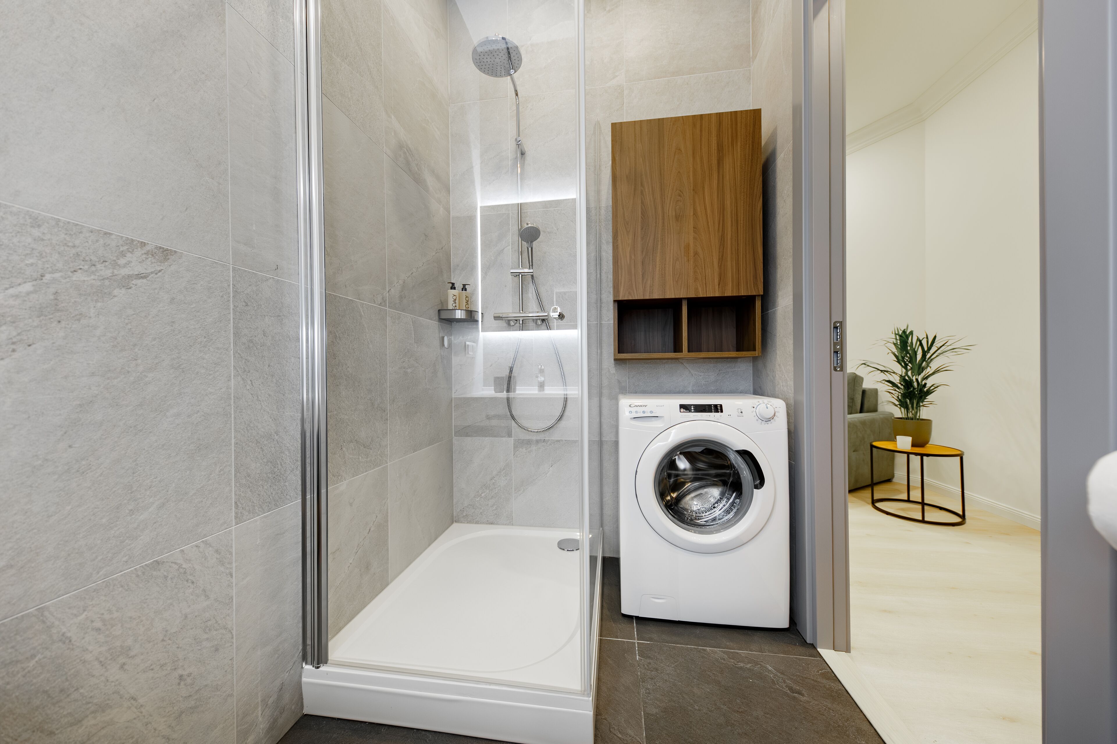 RIGAAPARTMENT ELIZABETES 22 Self-Service Aparthotel