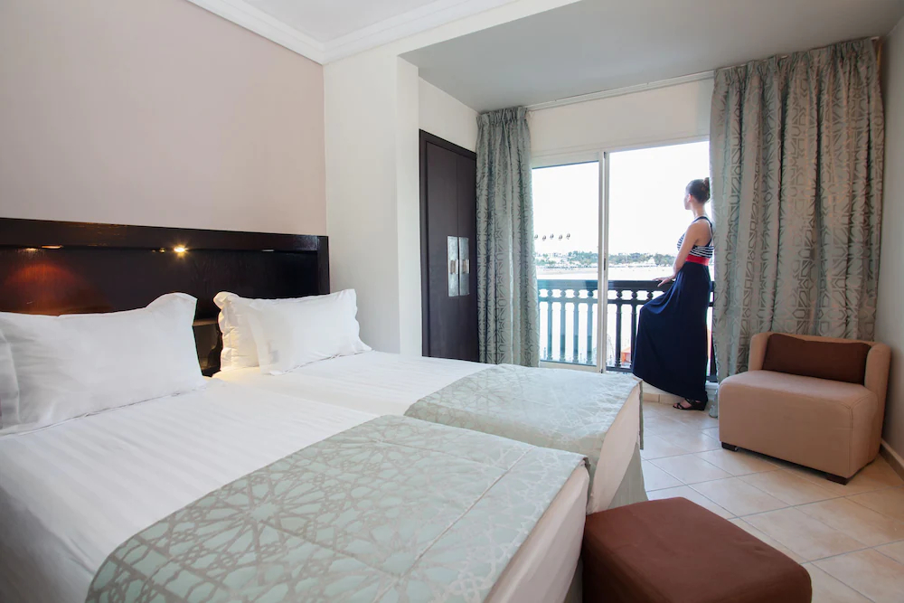 Bianca Beach Family & Resort