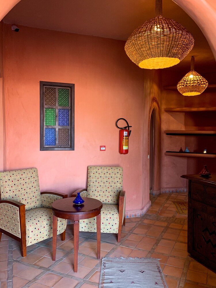 Borjs Hotel Suites & SPA