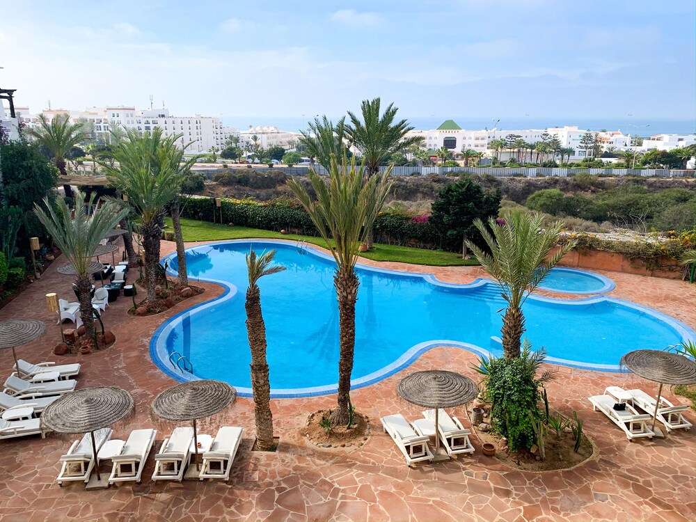 Borjs Hotel Suites & SPA