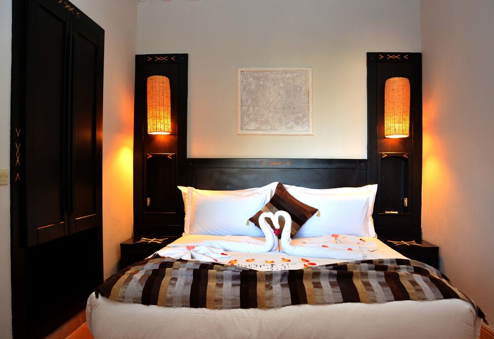 Borjs Hotel Suites & SPA