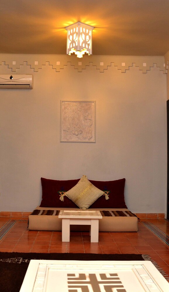 Borjs Hotel Suites & SPA