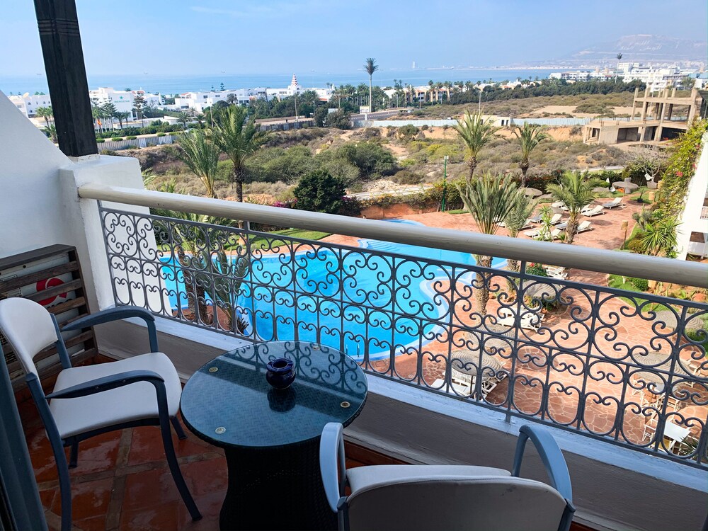 Borjs Hotel Suites & SPA