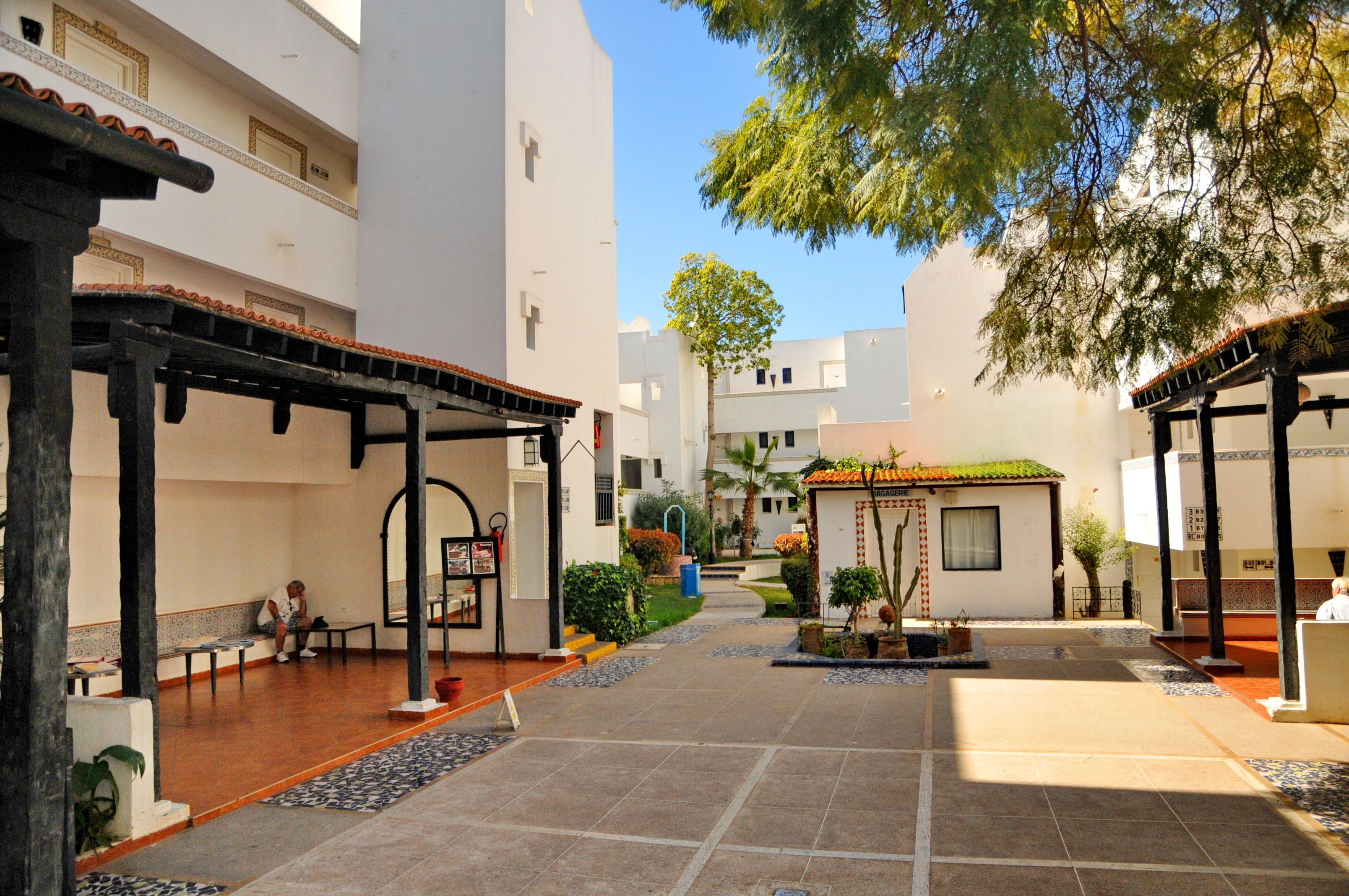Hotel El Pueblo Tamlelt