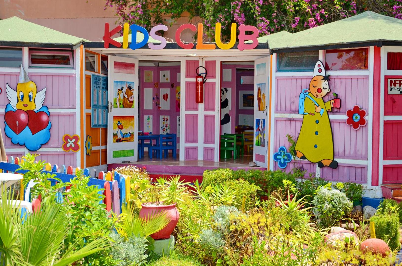 Hotel El Pueblo Tamlelt