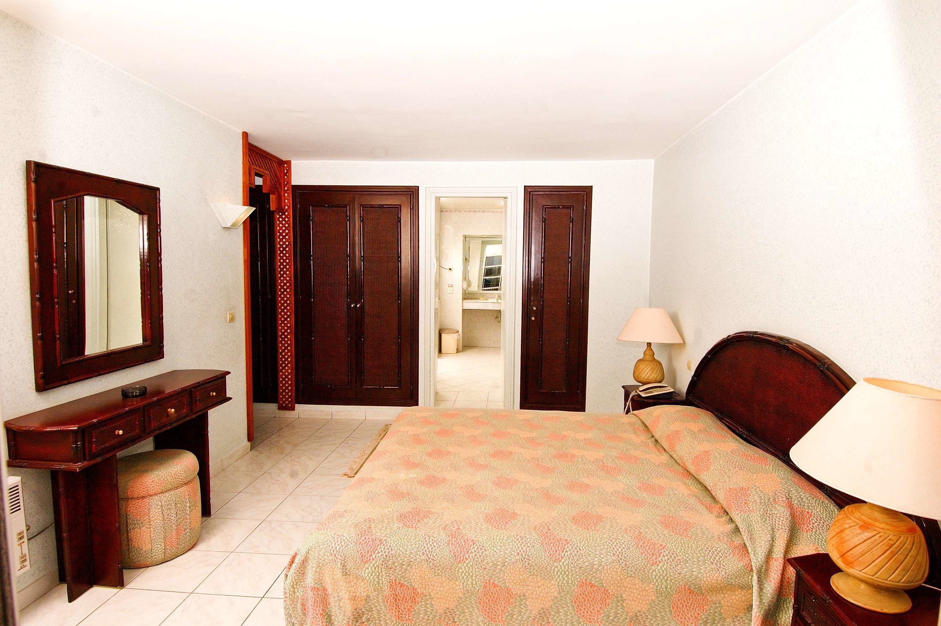 Hotel El Pueblo Tamlelt