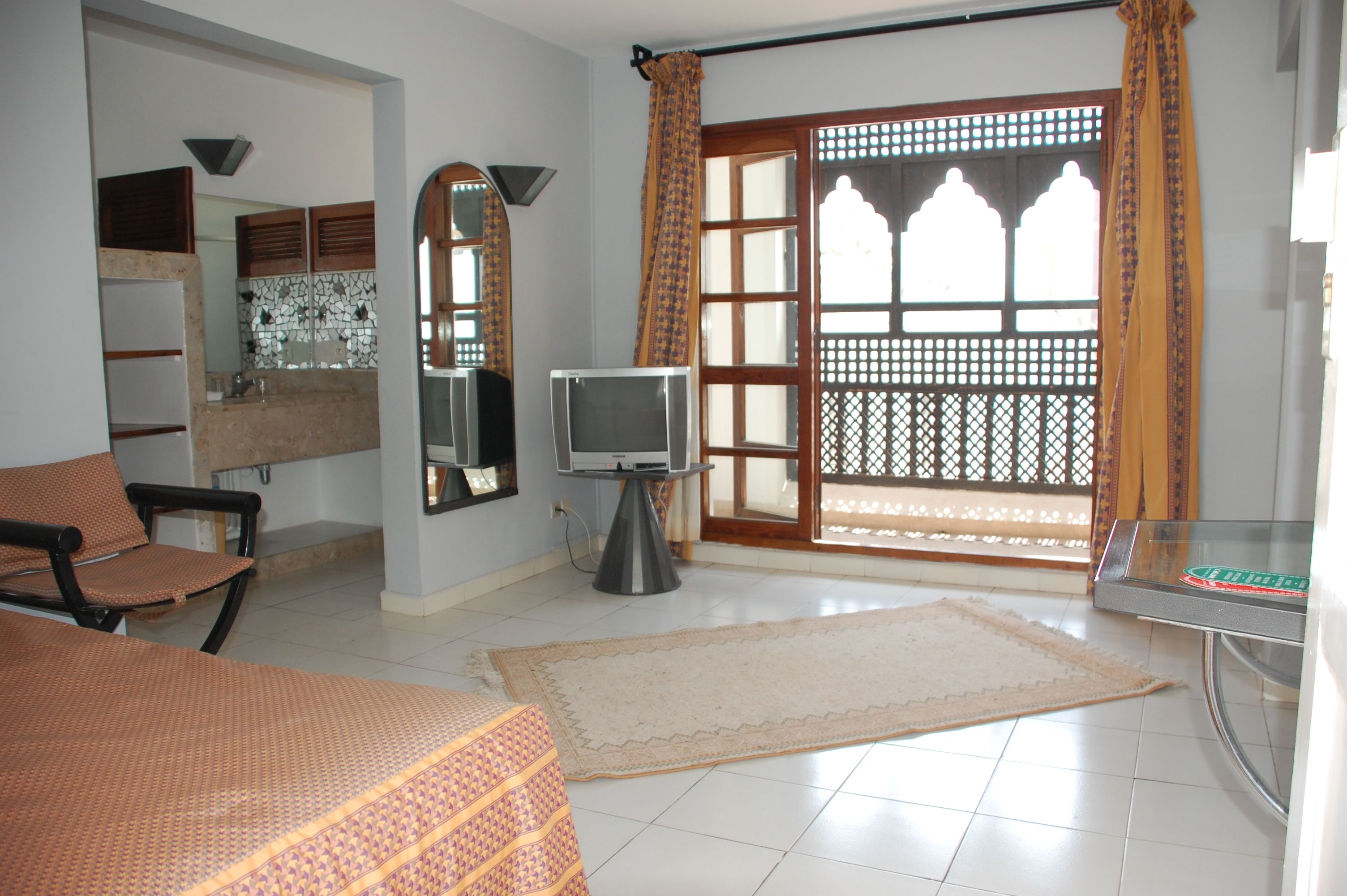 Hotel El Pueblo Tamlelt