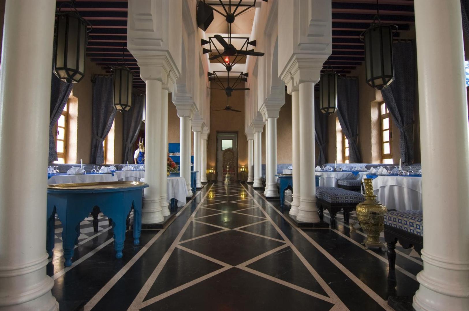 Hotel El Pueblo Tamlelt