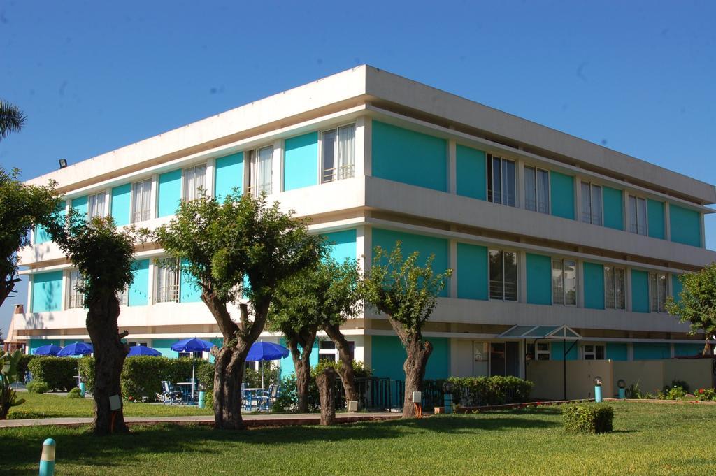 Mabrouk Hotel & Suites