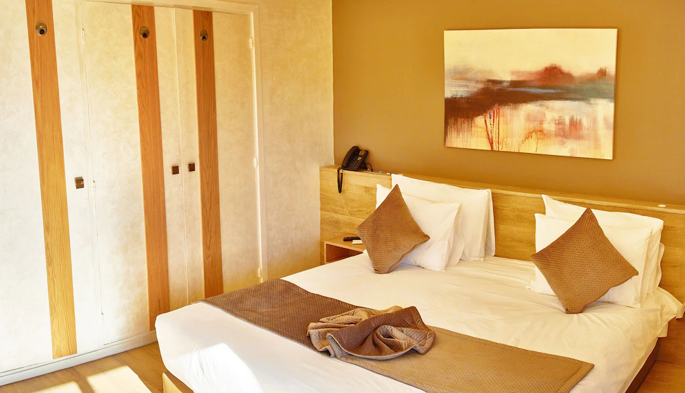 Mabrouk Hotel & Suites