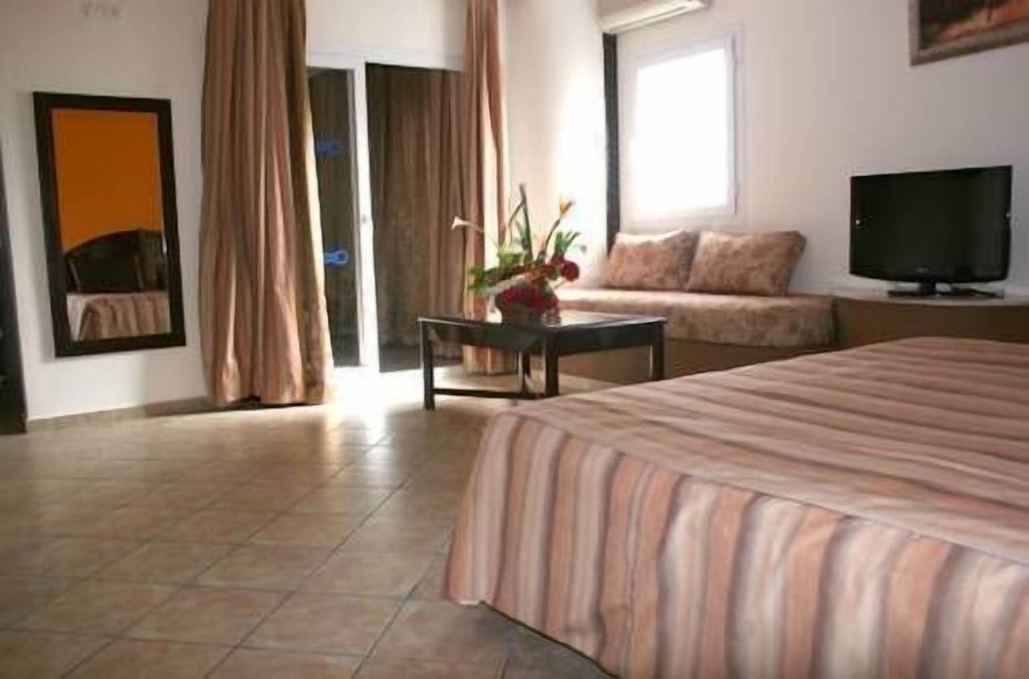 Residence Intouriste Hotel