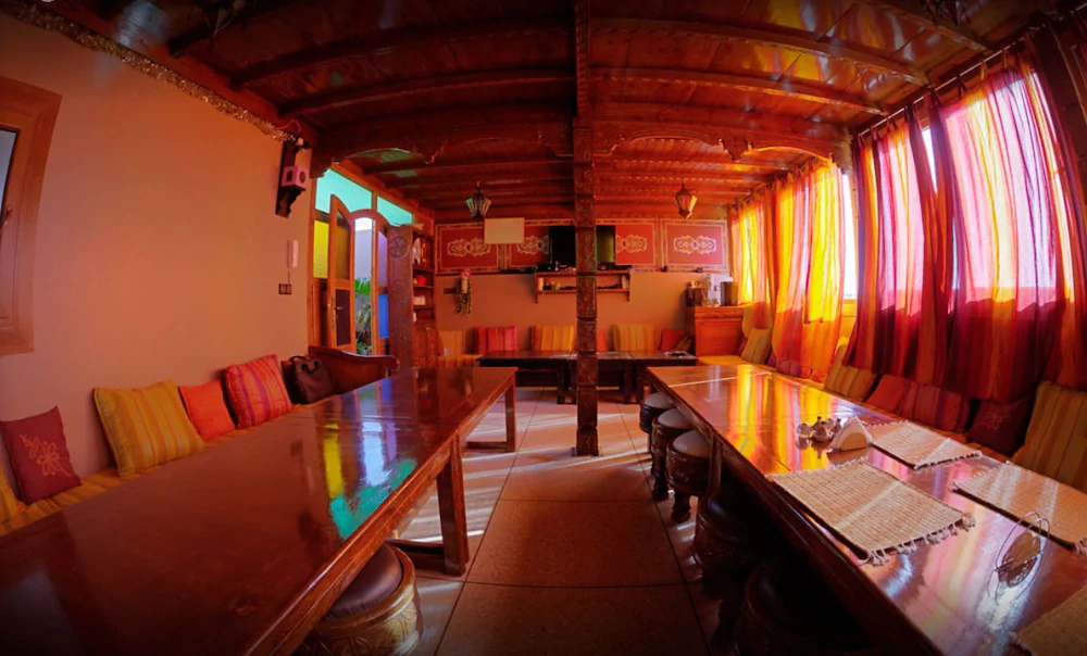 Auberge Surf Town