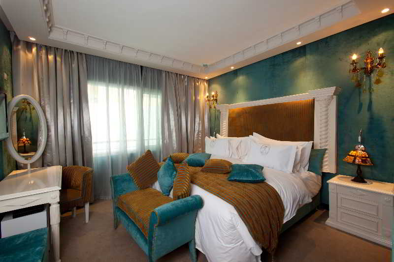 Art Palace Suites & Spa