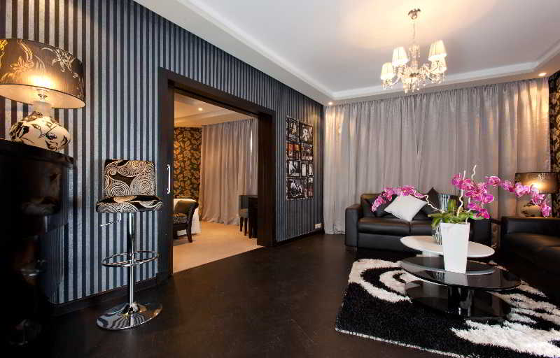 Art Palace Suites & Spa