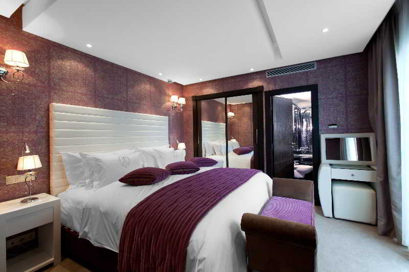 Art Palace Suites & Spa