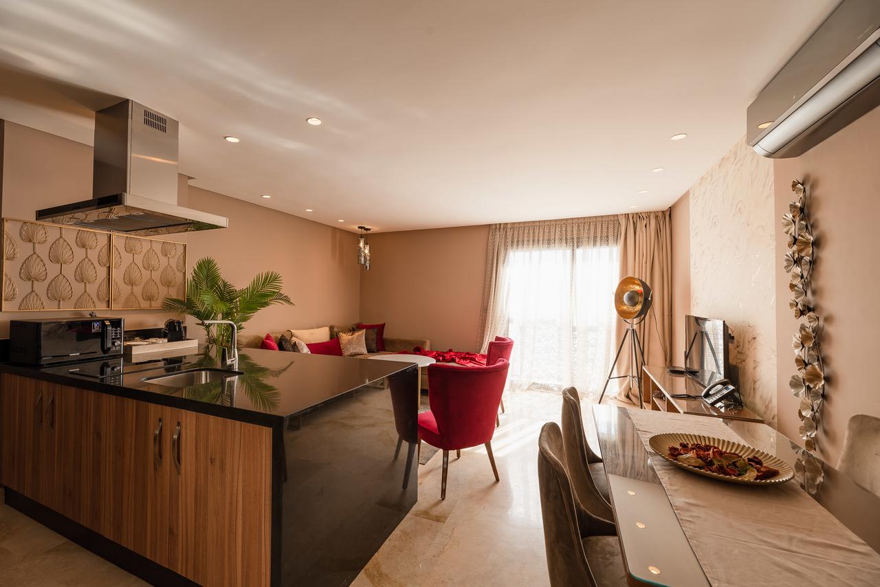 Avenue Suites