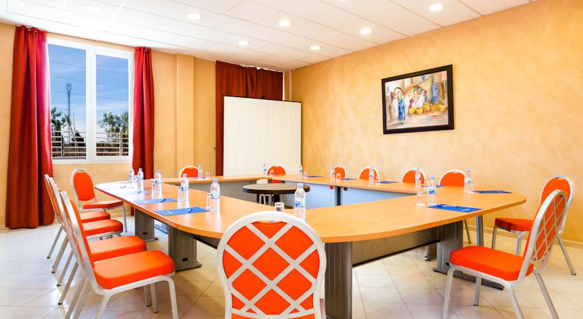 Relax Hotel Airport Nouasseur
