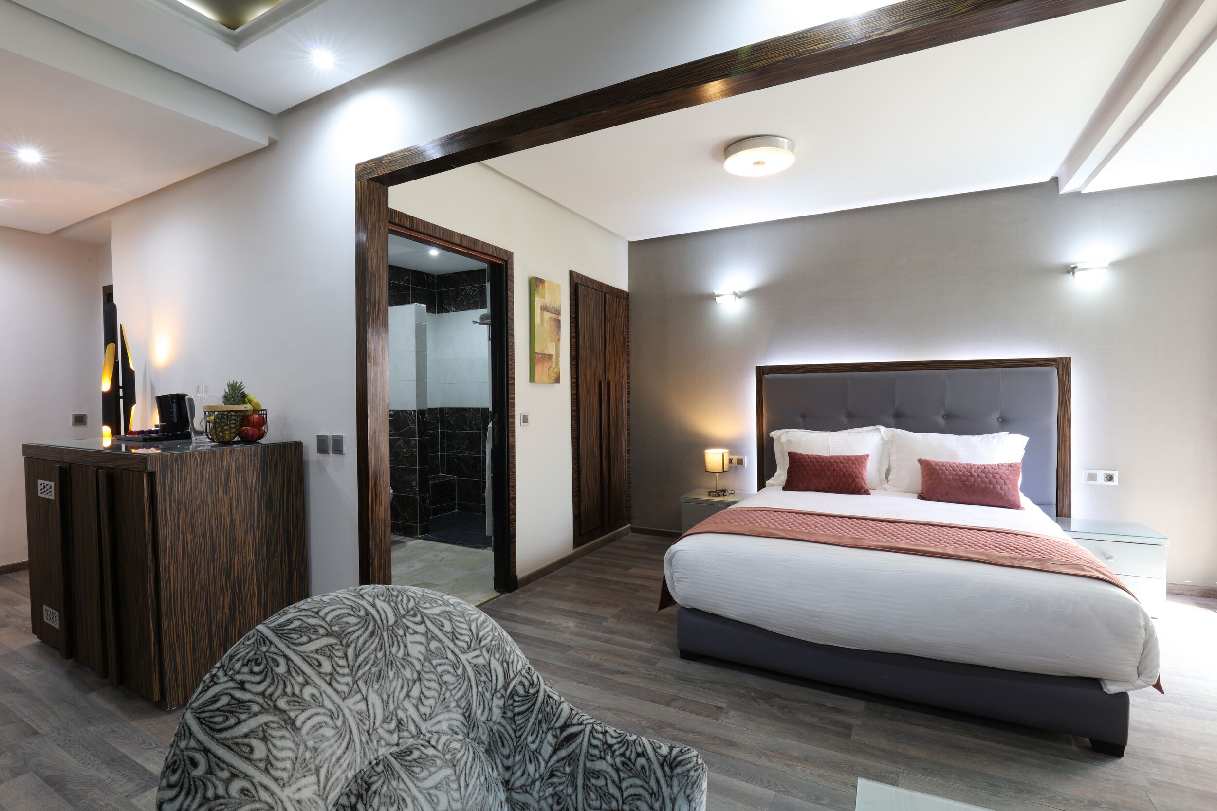 Silver Suites Hotel& Spa