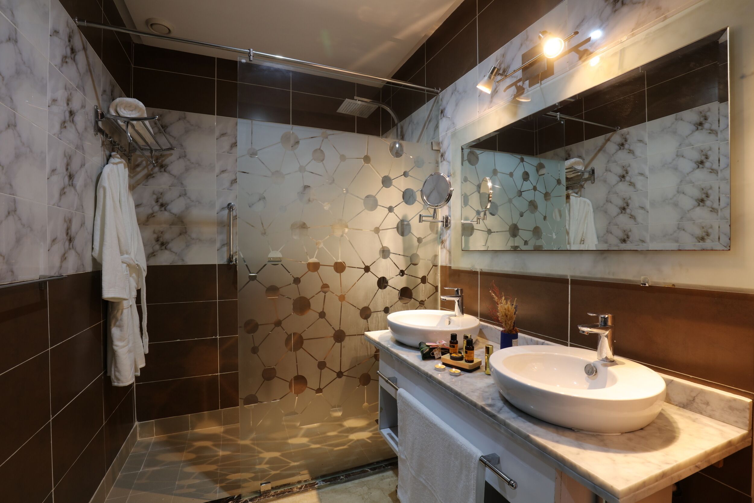 Silver Suites Hotel& Spa