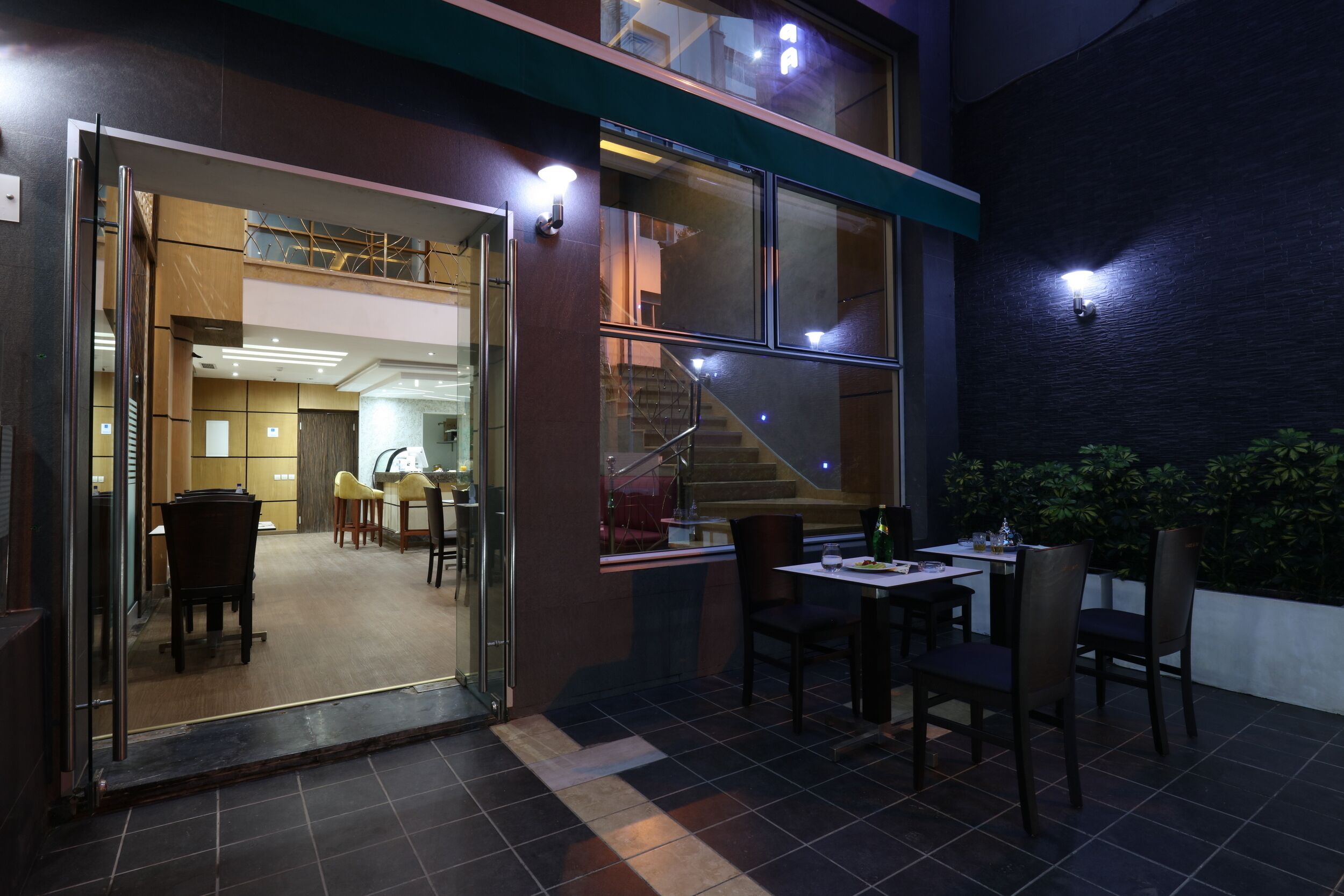 Silver Suites Hotel& Spa