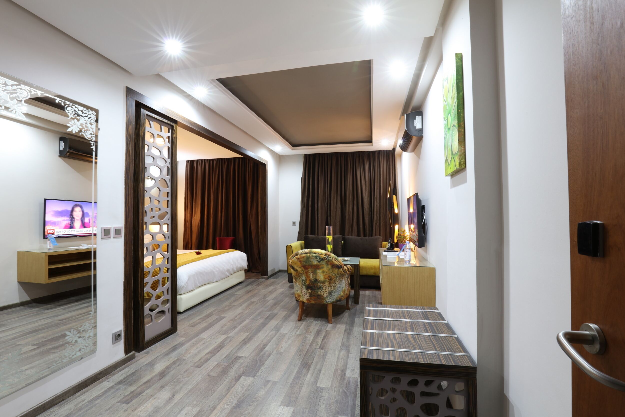 Silver Suites Hotel& Spa